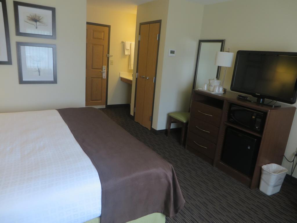 Americinn By Wyndham Rice Lake Extérieur photo