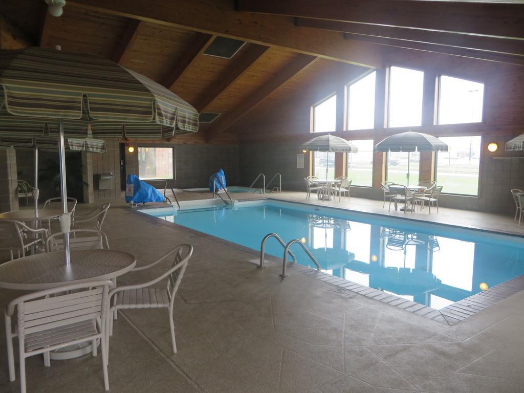 Americinn By Wyndham Rice Lake Extérieur photo