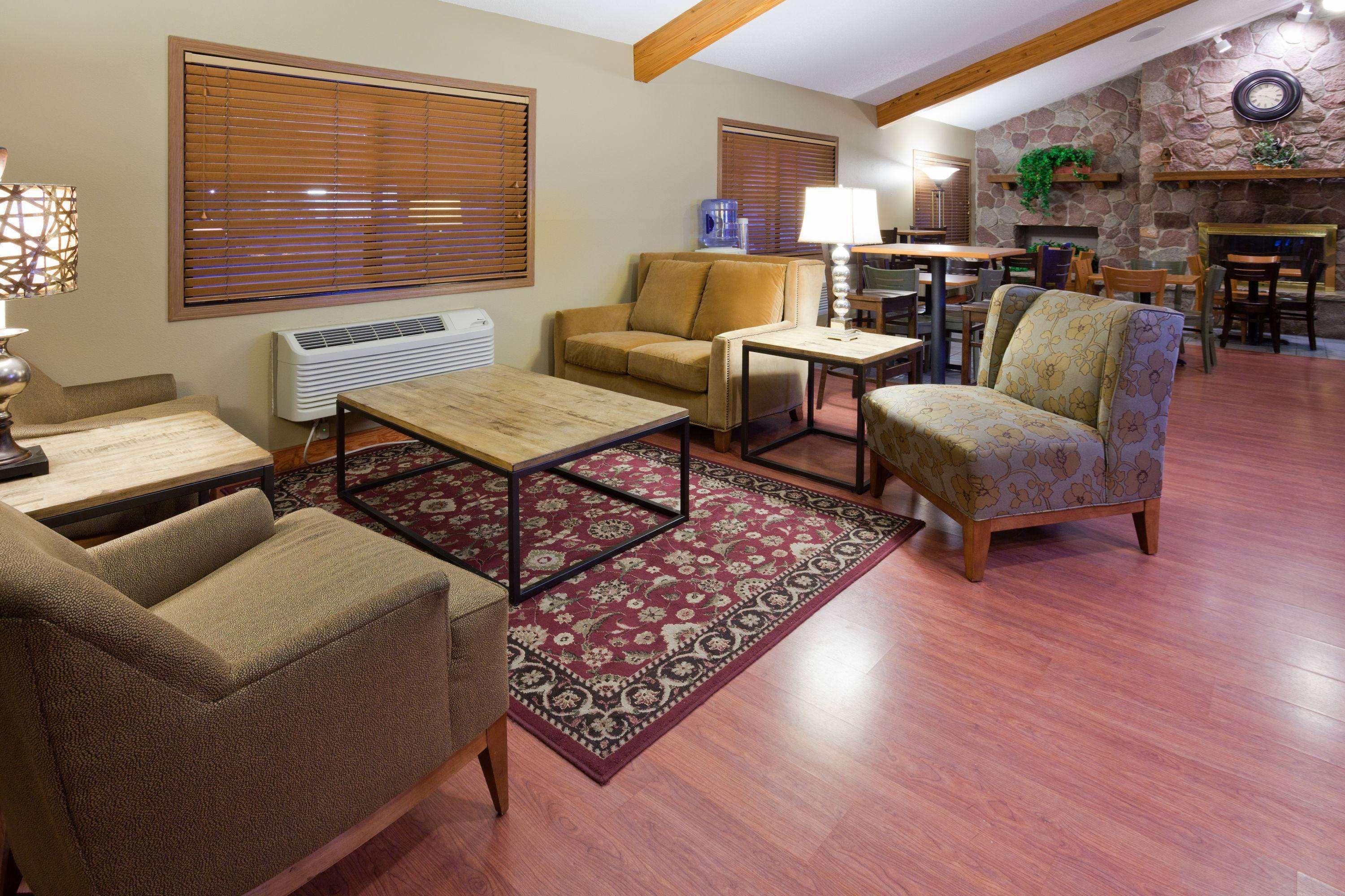 Americinn By Wyndham Rice Lake Extérieur photo
